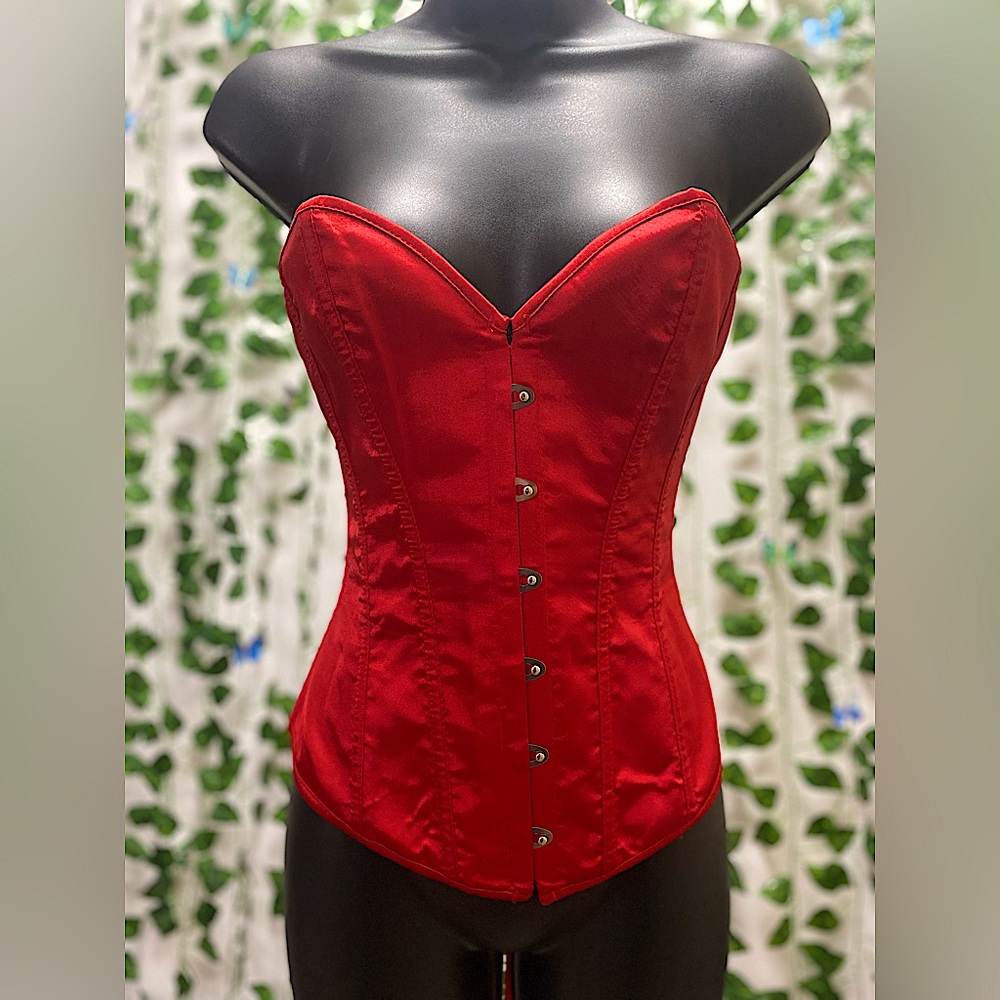 Vintage - Red Satin Sweetheart Corset